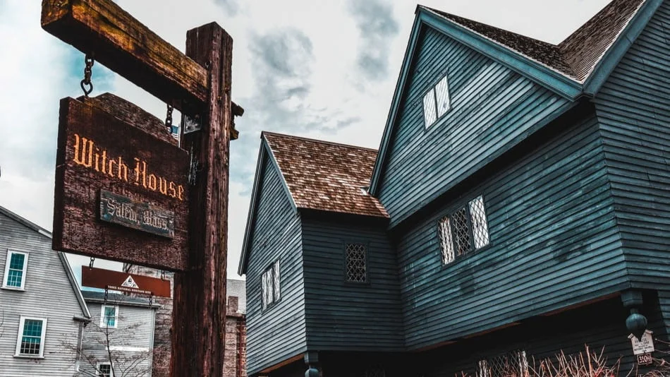 Descubriendo los Misterios de Salem y Marblehead: Una Aventura Mágica en Boston