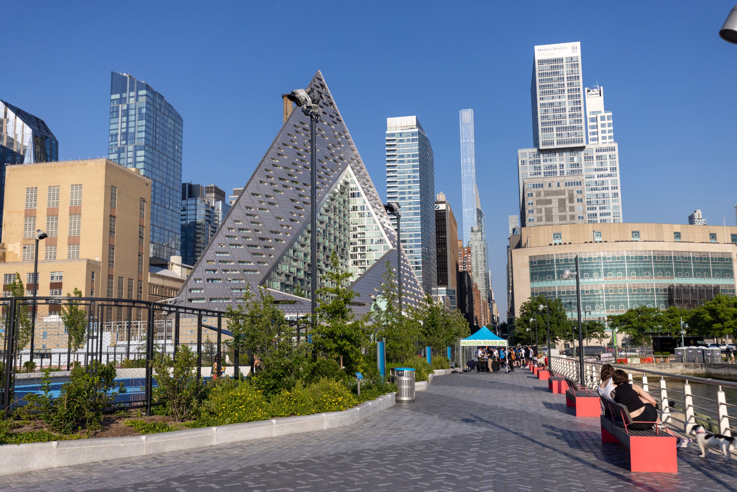 Explorando Pier 97 en Nueva York