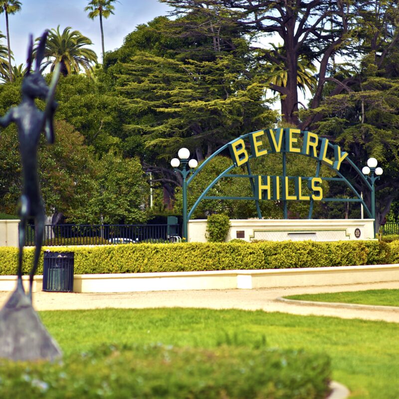 Beverly Hills Un Paseo Entre Lujo y Famosos en Los Ángeles