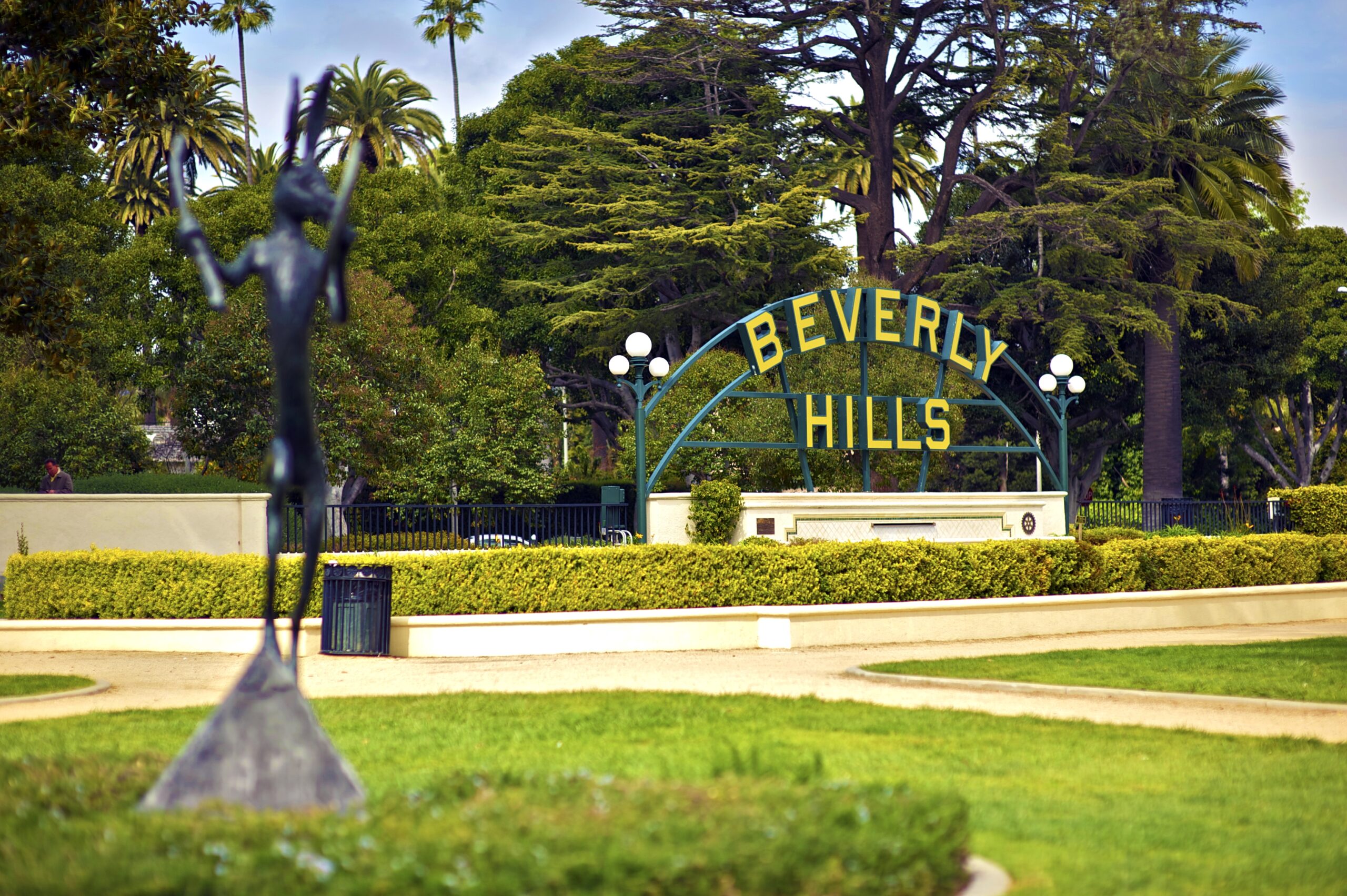 Beverly Hills Un Paseo Entre Lujo y Famosos en Los Ángeles