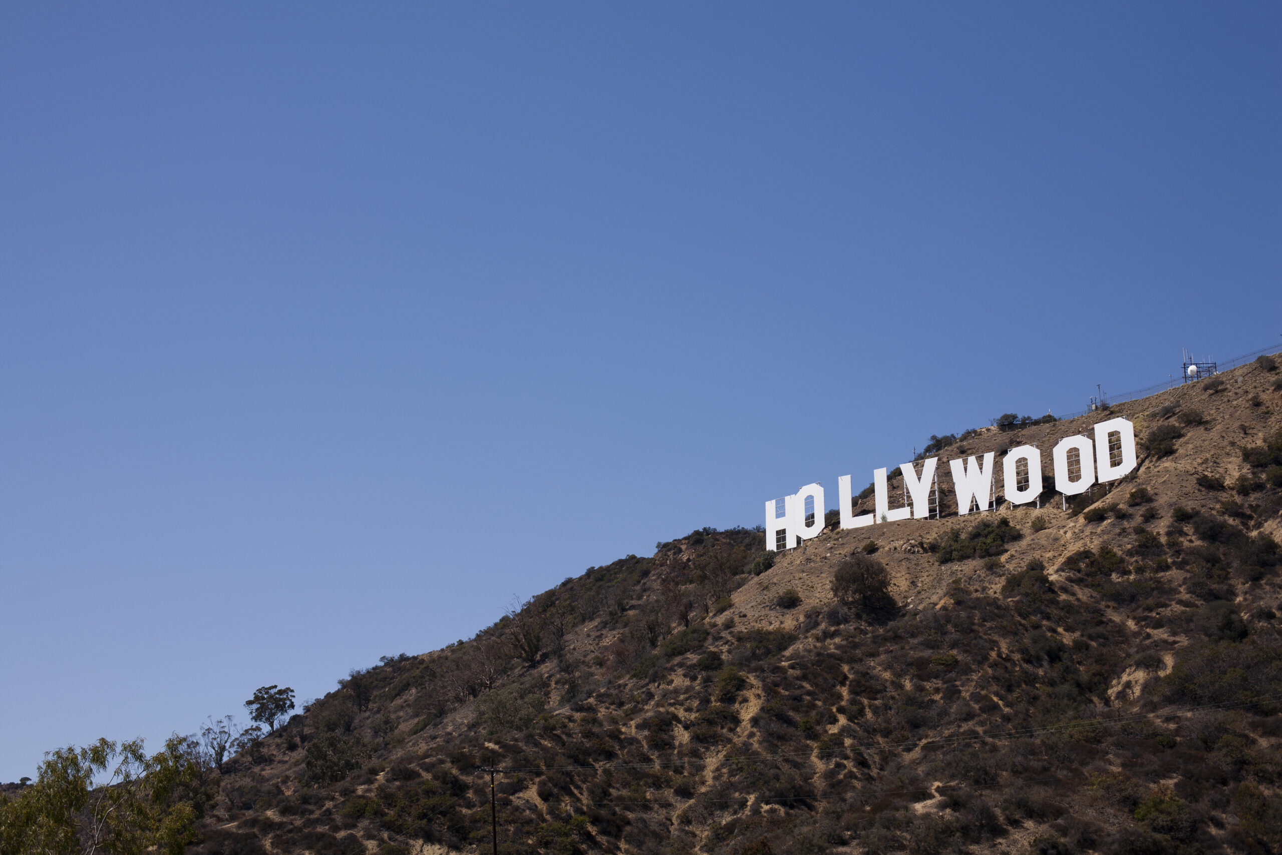 Cartel de Hollywood: El Ícono Más Famoso de Los Ángeles